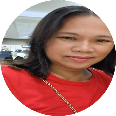 Beth - May-ari ng Oh My Flan